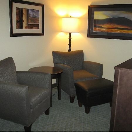 Little Missouri Inn & Suites Watford City 외부 사진