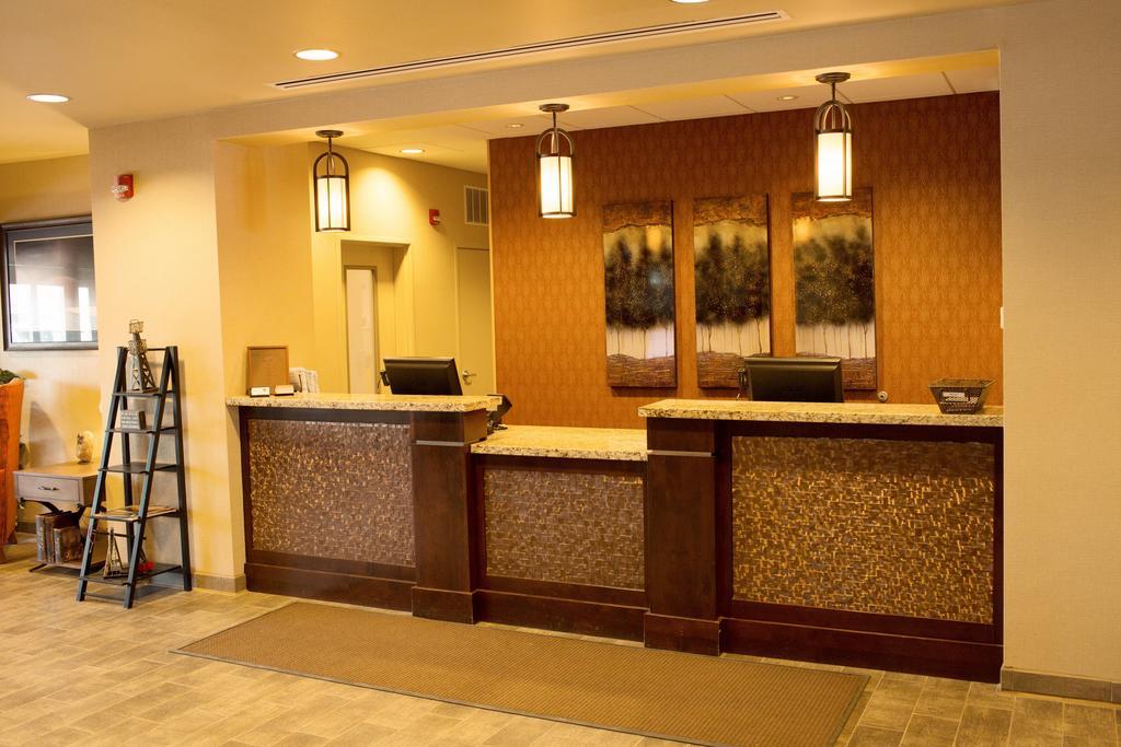 Little Missouri Inn & Suites Watford City 외부 사진