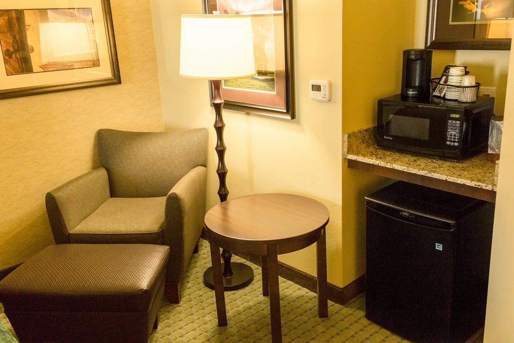 Little Missouri Inn & Suites Watford City 외부 사진