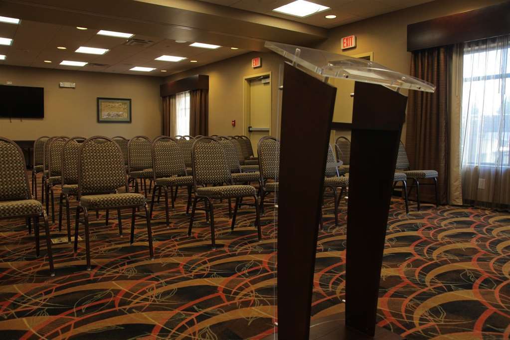 Little Missouri Inn & Suites Watford City 시설 사진