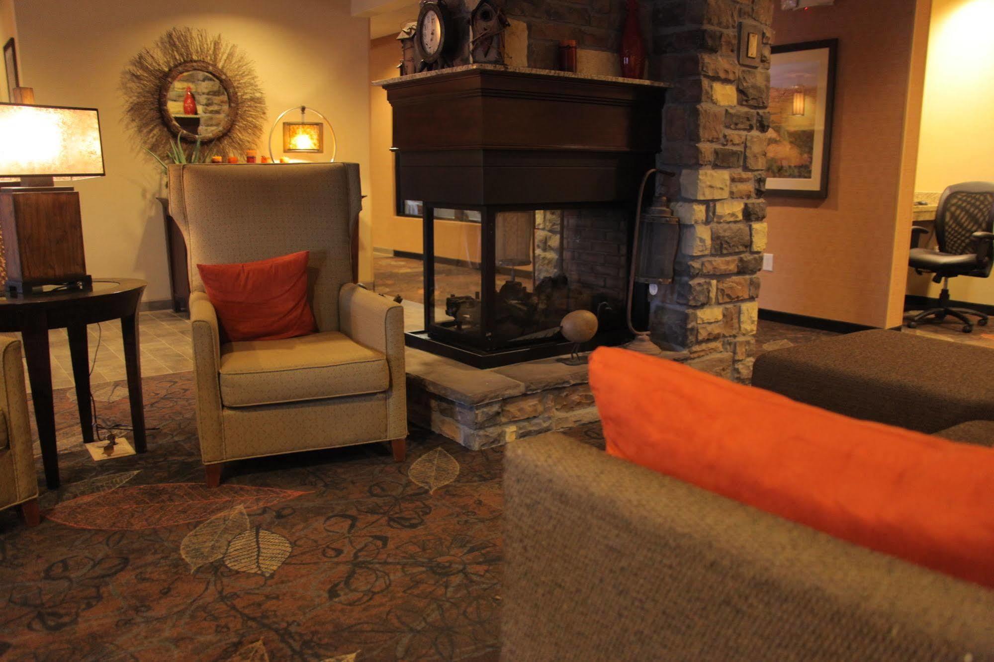 Little Missouri Inn & Suites Watford City 외부 사진