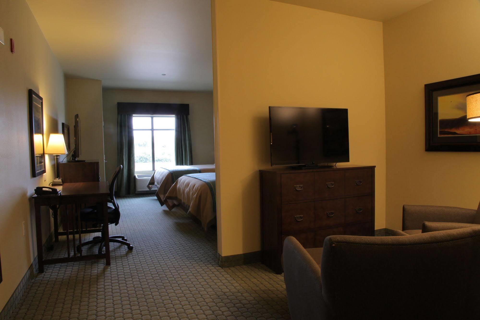 Little Missouri Inn & Suites Watford City 외부 사진