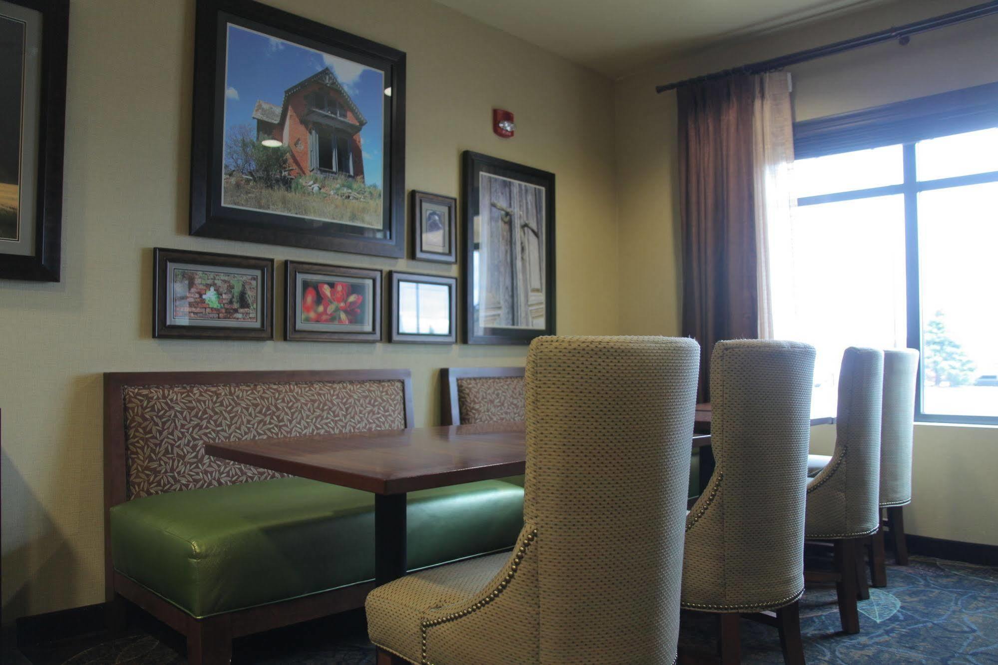Little Missouri Inn & Suites Watford City 외부 사진
