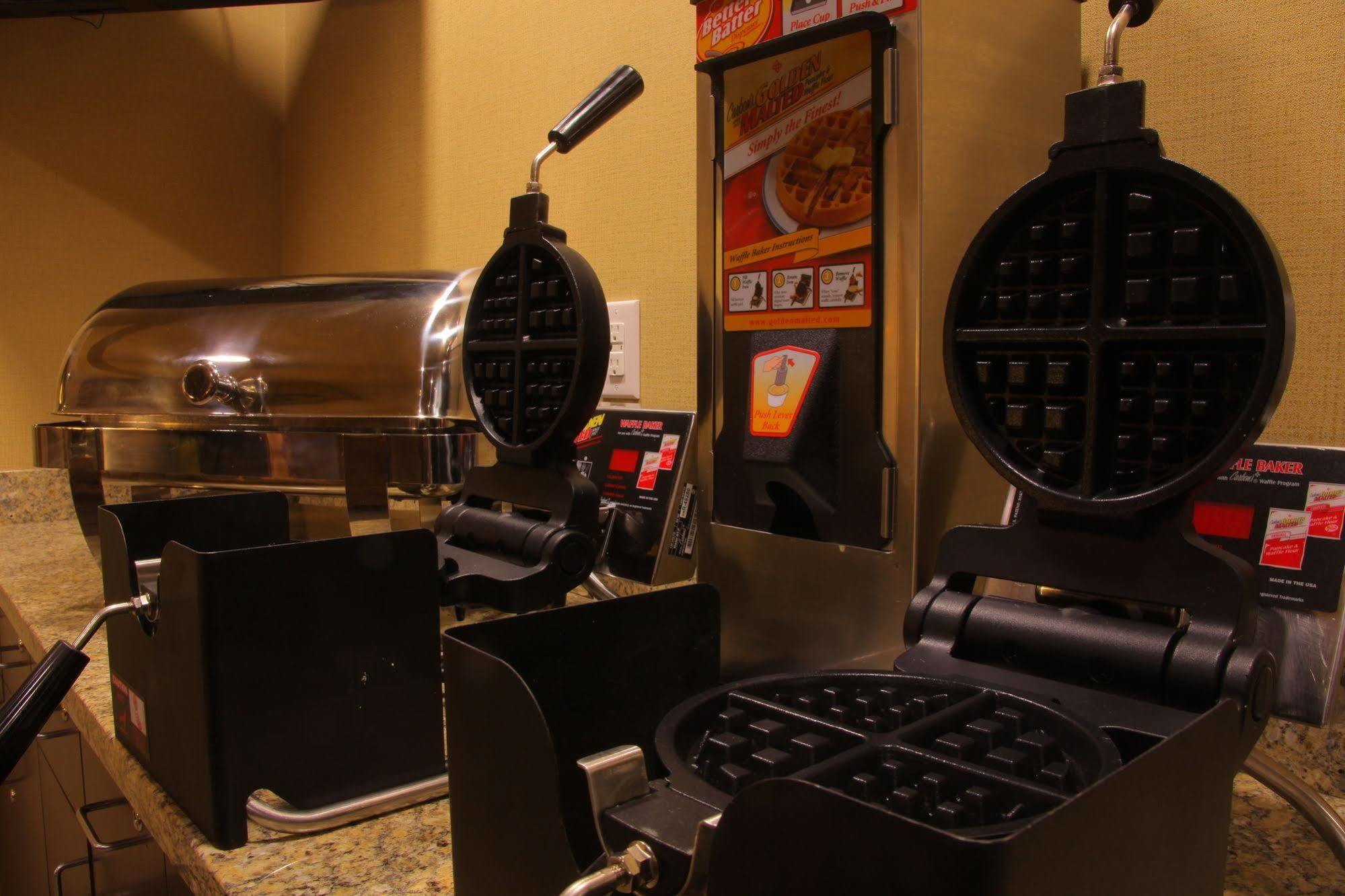 Little Missouri Inn & Suites Watford City 외부 사진