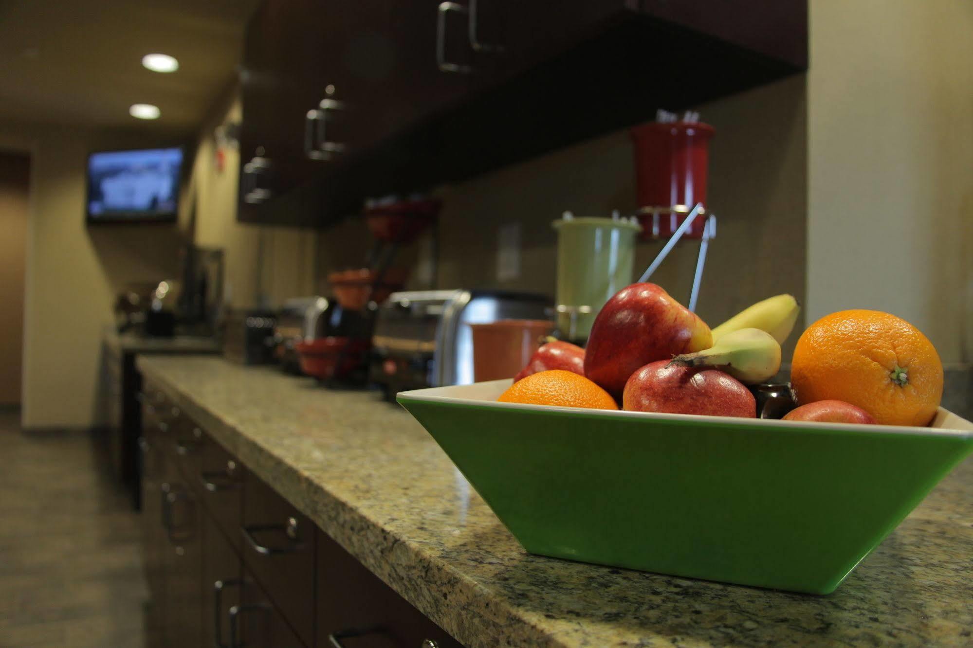 Little Missouri Inn & Suites Watford City 외부 사진