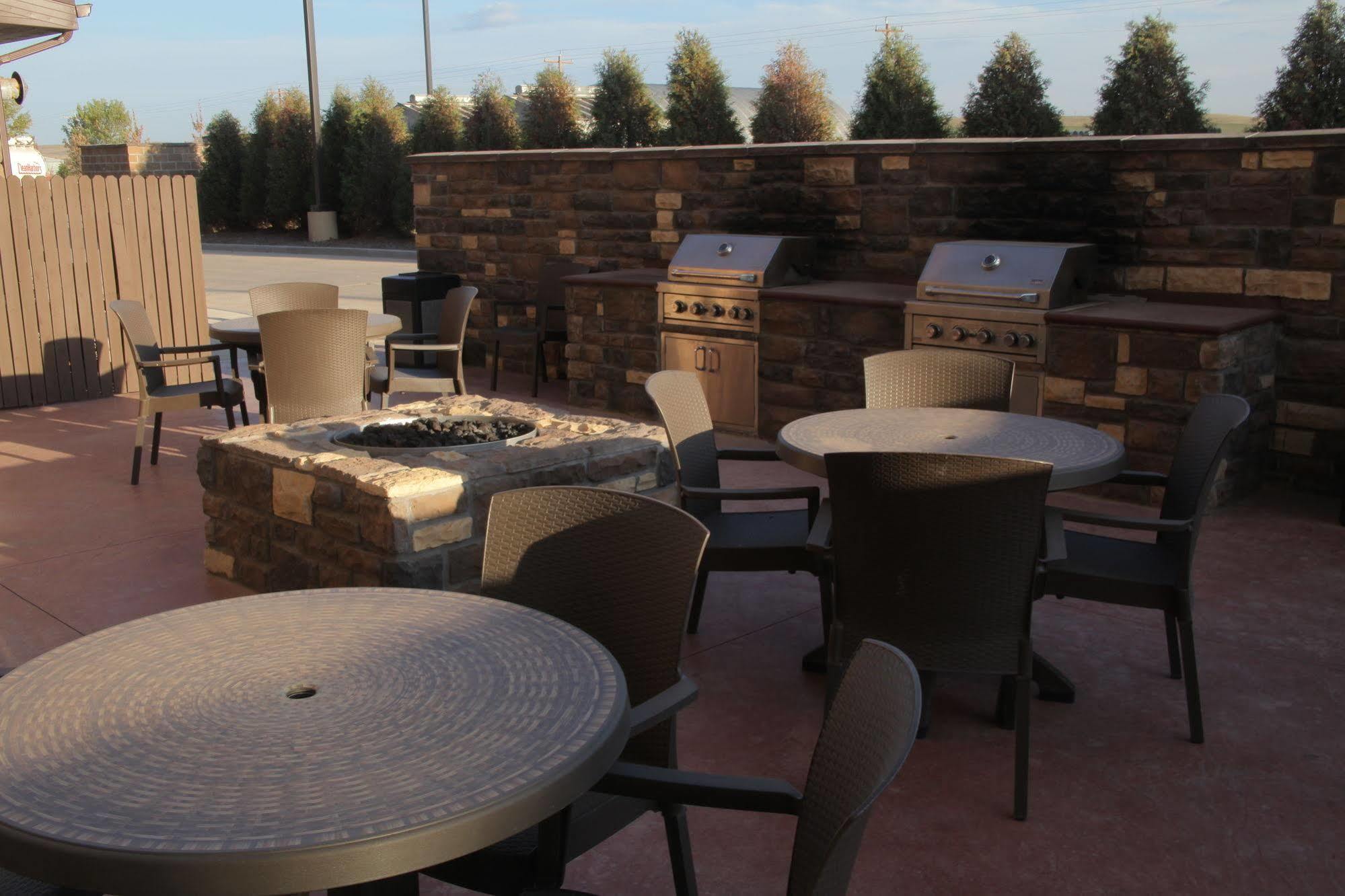 Little Missouri Inn & Suites Watford City 외부 사진